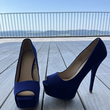 Stylish Purple Pumps, Suede Leather