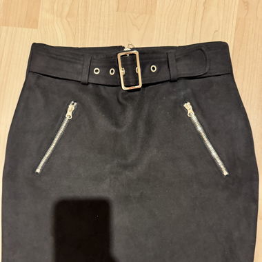 Eleganter Schwarzer Minirock