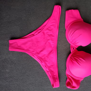 Bikini pink