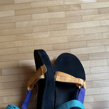 Teva Sandale 40