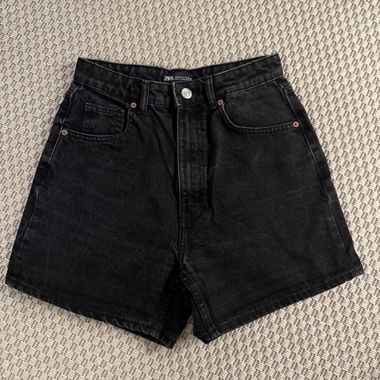 Zara - Black Denim Shorts