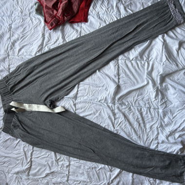 Pantaloni del pigiama grigi
