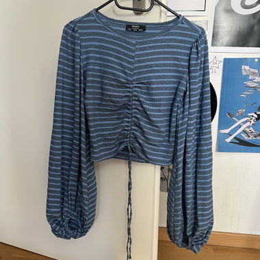 Bershka blue blouse