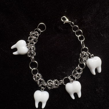 Bracelet breloques dents