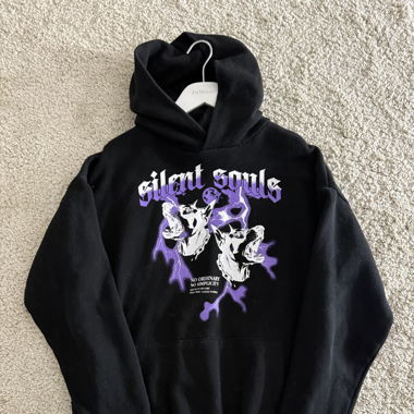 Silent Souls Pullover