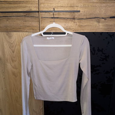 AMISU Long-Sleeve Top