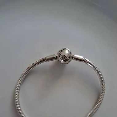 Pandora Charmarmband, Sterlingsilber, Grösse 17
