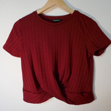 Crop Top/T-Shirt