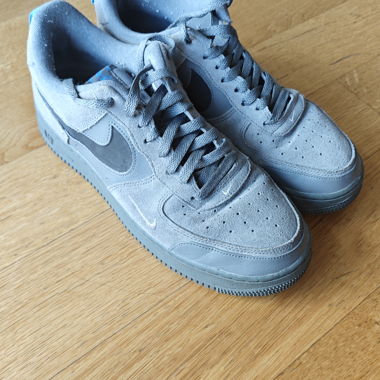Nike Air Force 1, grey suede