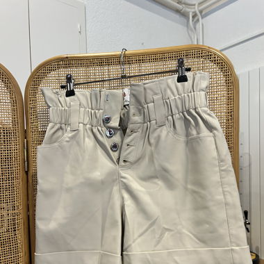 Short beige en similicuir Morgan