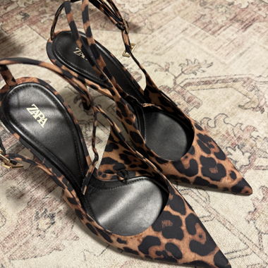 Tacchi Zara con stampa leopardata