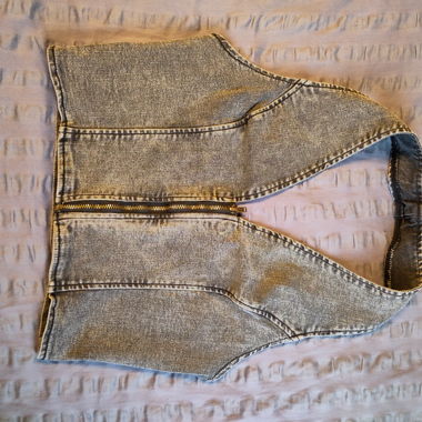 Top in jeans