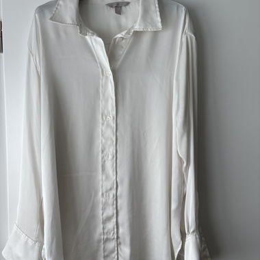 Chemise blanche en satin