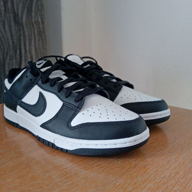 Nike dunk panda 