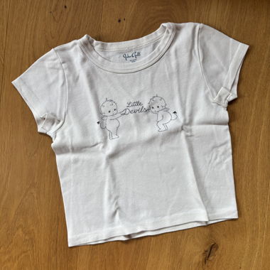 Croped Shirt mit süssem Detail