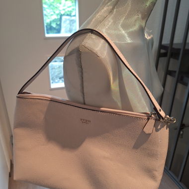 Guess 1981 Schultertasche rosa