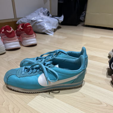 Nike Sneaker