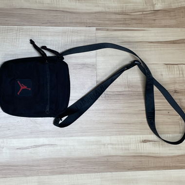 Jordan shoulder bag