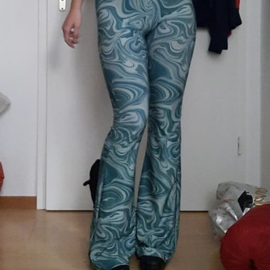 Pantalone "leggings" flare