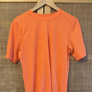 Oranges Funktionsshirt