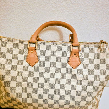 Wunderschöne, sehr elegante Handtasche.
