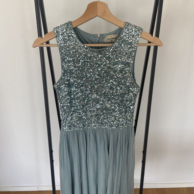 Kleid Lace& Beads