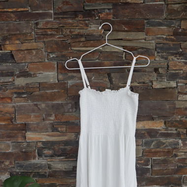 langes Kleid weiss