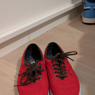 Vans Authentic 