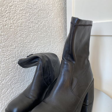 Bottines haut talons 