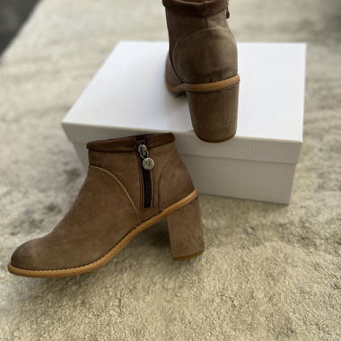 Bottes courtes élégantes  - cuir suédé - Sneaky Steve