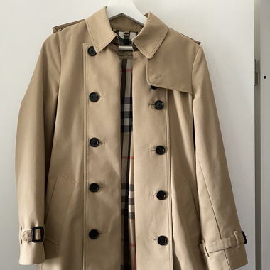  Burberry Trenchcoat – Top Zustand, kaum getragen”