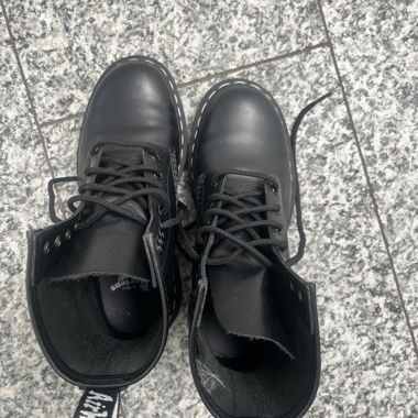 Dr Martens boots black with white stitching