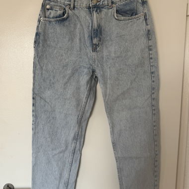Light Mom Jeans 