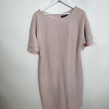 Robe Jessica Howard