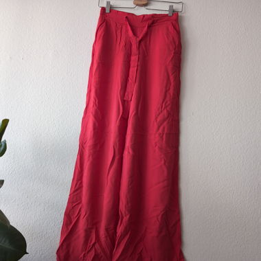 Pantaloni da donna rossi ampi