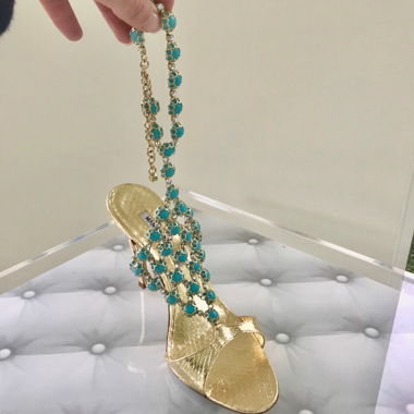 ESCARPINS MANOLO BLAHNIK
