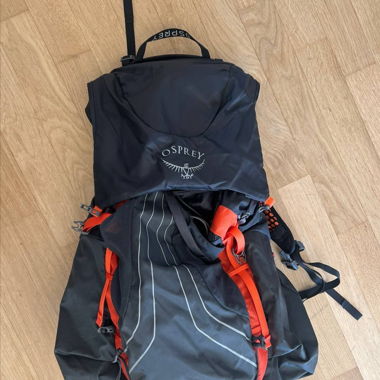 Osprey Exos 38 hiking backpack