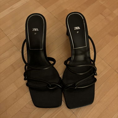 Talons noirs Zara