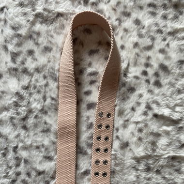 rosa y2k Gürtel von Brandy Melville