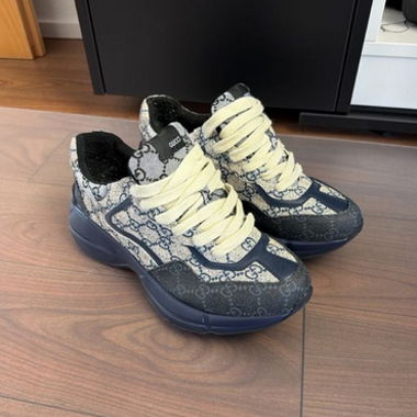 Gucci Rhyton GG Supreme nero
