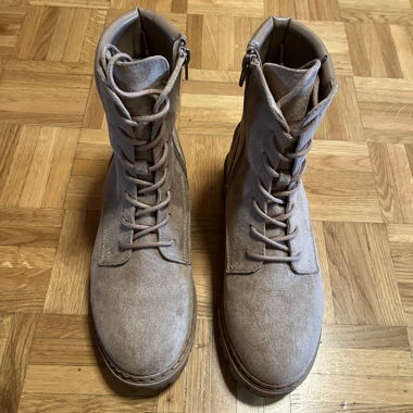 Beige Schnürstiefel Gr. 38 von Landrover