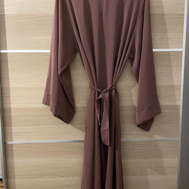 Abaya violett Grösse L mit Gürtel