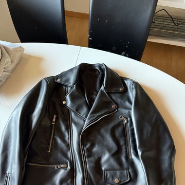 Zara Lederjacke