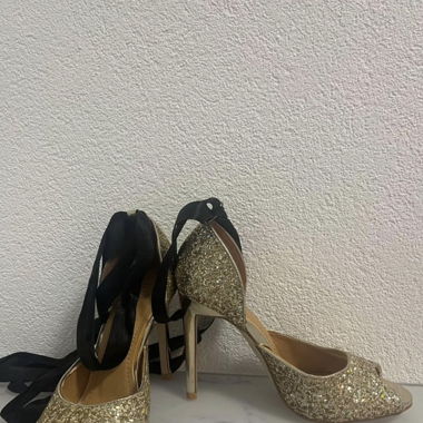 Goldene glitzer High Heels, Grösse 38