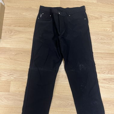 New Line Schwarze Hose