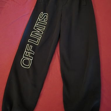 OFF LIMITS Jogginghose
