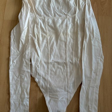 Long-sleeve bodysuit