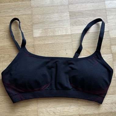 Storm Seamless Sports Bra 