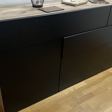 Credenza con cassetti