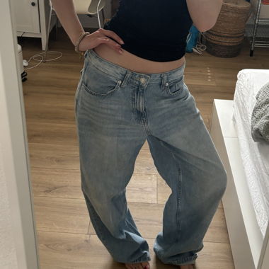 Light Wash Baggy Jeans